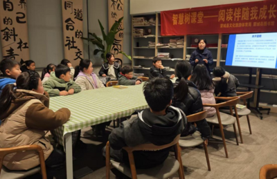 安徽蒙城县图书馆举办“捕捉光的影子——非遗蓝晒体验”活动