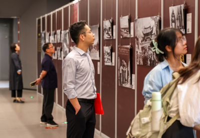 “国社之镜•世纪光影之人民必胜”艺术展走进淮北