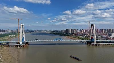  蚌埠市延安路淮河大桥主桥合拢正式启动