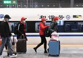 Chartered trains help Chinese workers return to work