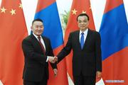 Chinese premier meets Mongolian president