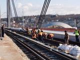 China's railway, power sectors beef up support for enterprises to resume work 