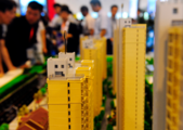 Economic Watch: China's housing prices see slower month-on-month growth in July
