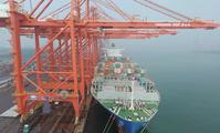 China's export container shipping index rises in September