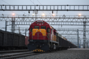 Xinjiang's Alataw Pass sees increasing China-Europe freight trains 