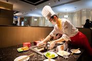 China's leading hot pot company reports revenue plunge