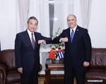China stands ready to expand cooperation with Cuba: Chinese FM