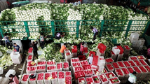 China's agricultural product wholesale prices edge up
