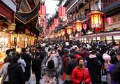 Across China: Spring holidays show robust recovery of tourism industry 
