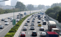 China sees smooth road traffic during May Day holiday