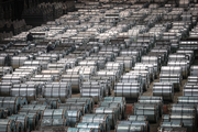 China's daily crude steel output hits 3-yr low
