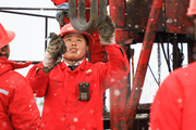 Daily output of natural gas in China's largest oil-and-gas field sets new record