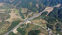 China ups investment in road, waterway infrastructure