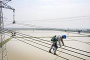 China's power use down 1.3 percent in April