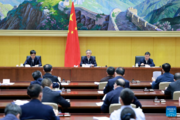 Chinese premier stresses effort to stabilize employment, attain annual target