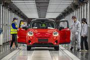 China Focus: Foreign companies remain confident in China's NEV market
