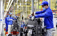 China accounts for 30 pct of global manufacturing output: official
