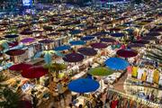 Xinhua Headlines: China's night economy lights up streets of cities, showing consumption potential
