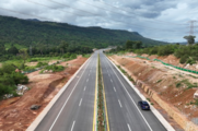 Over 100,000 vehicles ply 1st Chinese-invested expressway in Cambodia