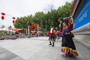 China Focus: Inheriting cultural heritage revitalizes rural lives in Tibet