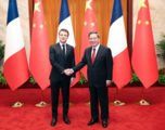 Chinese premier meets with French president