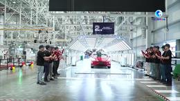 GLOBALink | Tesla Shanghai factory achieves milestone with 2 mln cars produced
