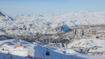 GLOBALink | Xinjiang's winter wonderland: The beauty of Altay's urban alpine slopes