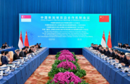 China, Singapore agree trade-pact upgrade, 30-day visa deal 
