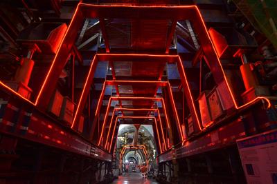 中老铁路第二长隧道顺利贯通
