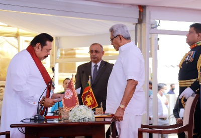马欣达·拉贾帕克萨宣誓就任斯里兰卡新政府总理