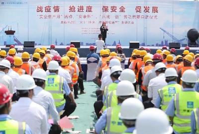 中建七局土木公司驶入“经济复苏”快车道