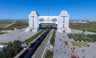 Over 3,000 China-Europe freight trains run through Manzhouli station so far this year