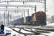 Alataw Pass sees surging China-Europe freight trains so far this year