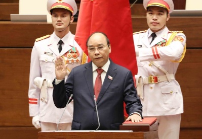 越南政府总理阮春福当选为国家主席