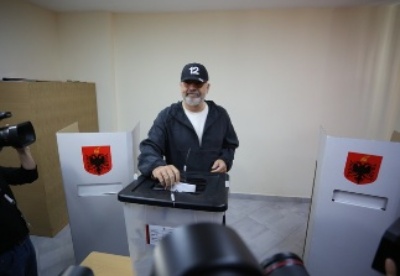 阿尔巴尼亚举行议会选举