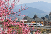 ​China estimates 106 million railway passenger trips during May Day holiday 