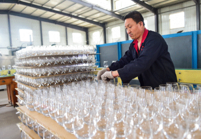“中国玻璃器皿之都”山西祁县积极开拓国际市场