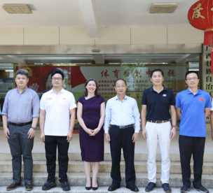 广西壮族自治区体育局局长李泽会见英国驻华使馆公使衔参赞戴丹霓一行