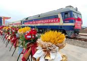 ​1st China-Laos Railway freight train departs from Nanjing of E. China's Jiangsu