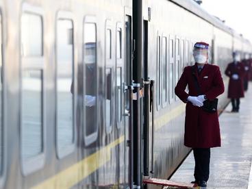 酒额铁路酒泉至东风段开通运营