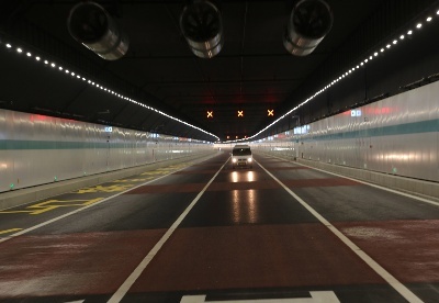 国内最长湖底隧道正式通车