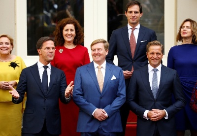 荷兰新内阁宣誓就职