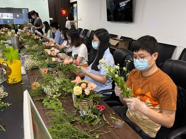 巾帼之花，美丽绽放——中建三局马来西亚公司举行插花活动