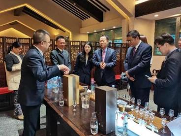 邛酒产区“引进来”“走出去”寻产业振兴途径