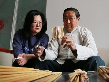 河北永清：秸秆扎刻尽显神奇手工技艺