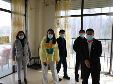 长白山管委会旅游文体局深入池西区疫情防控一线调研慰问