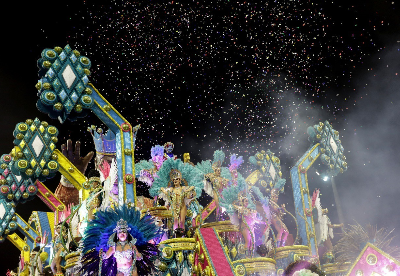 巴西圣保罗狂欢节表演阔别两年再登场