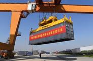 Guangxi launches first white sugar special China-Europe freight train