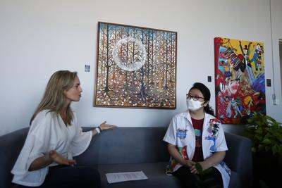 总领事严宇清出席累西腓侨界慈善赈灾活动