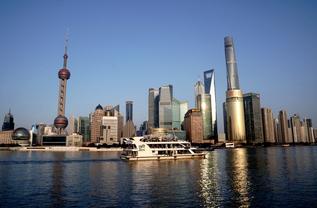 North Bund Forum launches high-end interview video program on int'l shipping, aviation industries